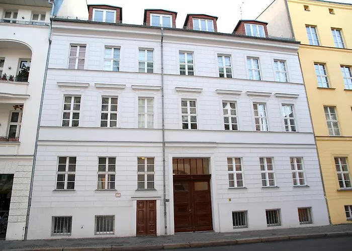 Studios An Der Charite Strasse